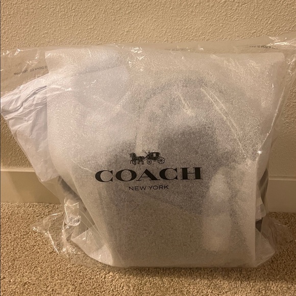 NWT Coach Rogue 20 Cube Soft Grain Leather Satchel - Maple Brown Gold Hardware - Picture 2 of 4